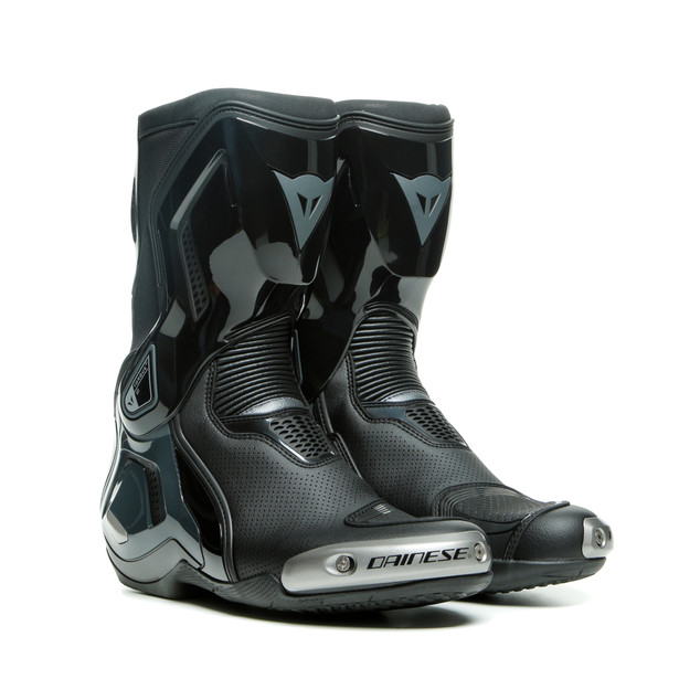 Картинка Ботинки DAINESE TORQUE 3 OUT AIR BOOTS от магазина Seller — готовый магазин одежды