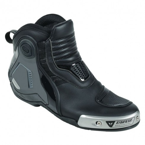 Картинка Ботинки DAINESE DYNO PRO D1 SHOES от магазина Seller — готовый магазин одежды
