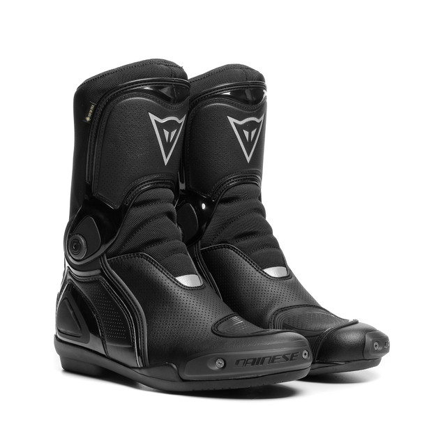 Картинка Ботинки DAINESE SPORT MASTER GORE-TEX® BOOTS от магазина Seller — готовый магазин одежды